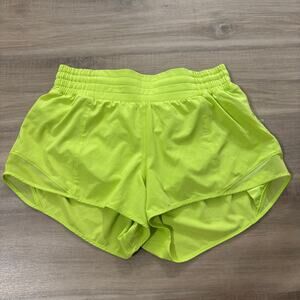 Lululemon Hotty Hot High-Rise Lined Short 2.5" Sour Grape Women Size 6